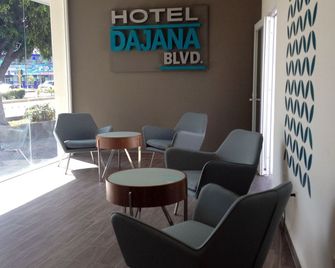 Hotel Dajana Boulevard - לאון - לובי