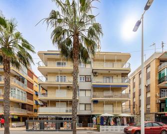 Awesome Apartment In Santa Pola - Santa Pola - Clădire