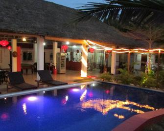 Jully Anna Guesthouse - Ciudad de Sihanoukville - Piscina