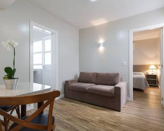 Apart Hotel Garibaldi - Porto Alegre - Sala de estar