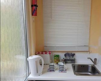 Self Contained Rooms in Central Torquay - Torquay
