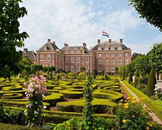 Hotel de Echoput - Hoog Soeren - Edificio