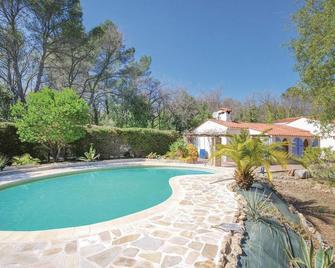 Lovely Home In Bagnols En Foret - Bagnols-en-Forêt - Pool