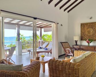 Chalets Bougainville - Takamaka - Living room