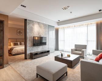 Yun Estate Hotel - Tamsui District - Living room