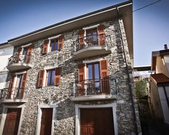 Casa della Vittoria - Luino - Edificio