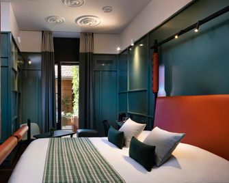 Hotel Le Colombier - Colmar - Bedroom