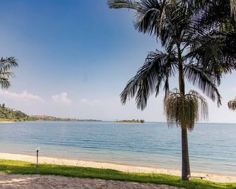 Room in Lodge - Rushel Kivu Resort Kayove - Kibuye - Beach