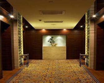 Harbour View Hotel&resort Zhuhai - Zhuhai - Front desk