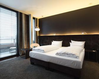 Saks Urban Design Hotel Kaiserslautern - Kaiserslautern - Bedroom