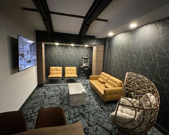 Waterways, A Boutique Hotel - Powell River - Salon