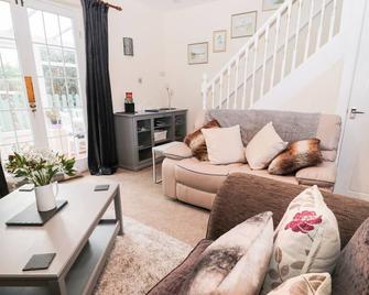 Corbett Cottage - Berwick-Upon-Tweed - Living room
