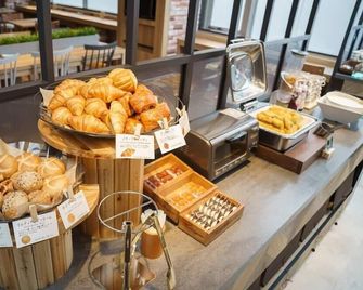 釧路超級酒店 - 釧路市 - 自助餐
