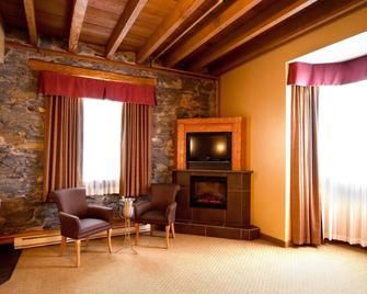 Murray Premises Hotel - St. John's