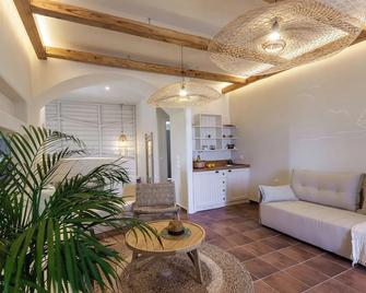 Kimolia Gi - Kimolos