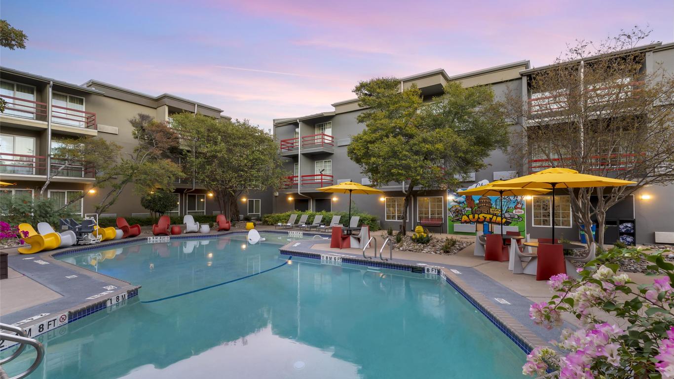 Aiden Austin City Hotel