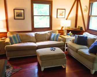 Best value on Newfound Lake NH 2 day min - Bristol - Sala de estar
