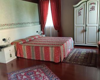 Residence Meublè Cortina - Quinto di Treviso - Bedroom