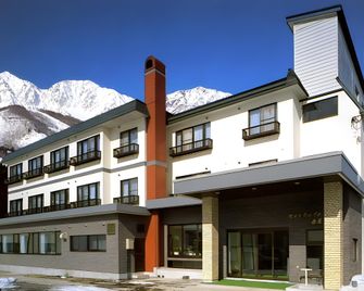 Central Inn Hakuba - Hakuba - Building