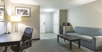 La Quinta Inn & Suites by Wyndham Glendive - Glendive