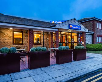 Comfort Inn Arundel - Arundel - Building