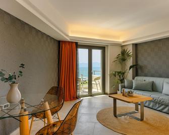 Alas Resort & Spa - Monemvasia - Living room