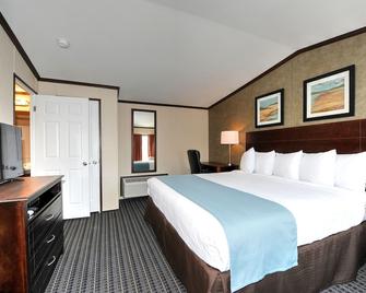 Instalodge Hotel And Suites - Karnes City - Schlafzimmer