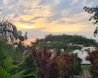 Vilimani Garden Residence - Muhazi - Outdoors view