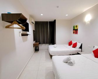 Hkf Hotel - Kajang - Schlafzimmer