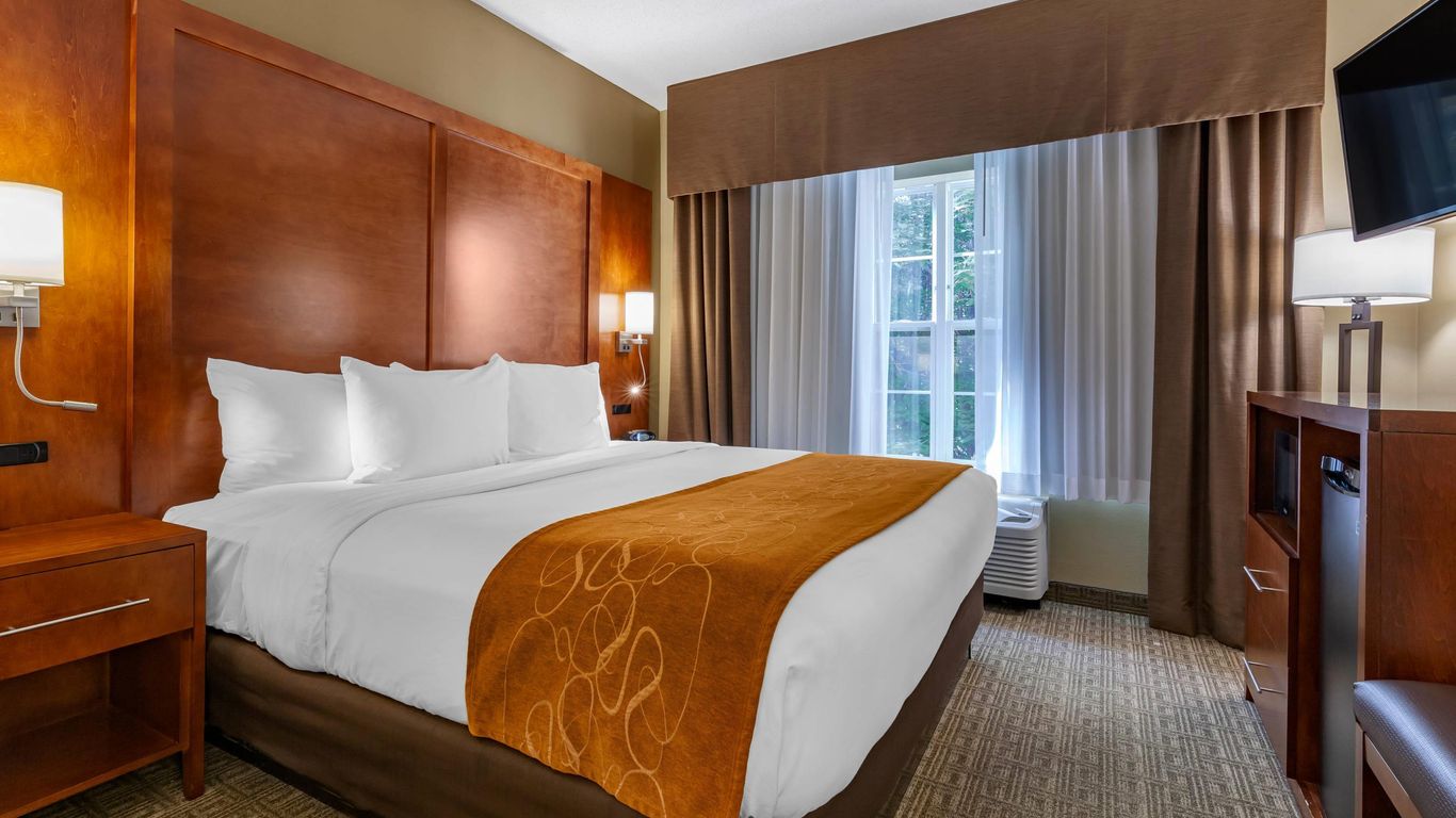 Comfort Suites Marquette