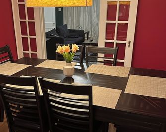 3 Beds Historic Home Lowest Greenville - 댈러  스 - 다이닝룸