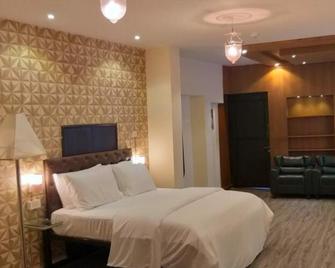 Creek Hotel - Panaji - Panaji - Bedroom