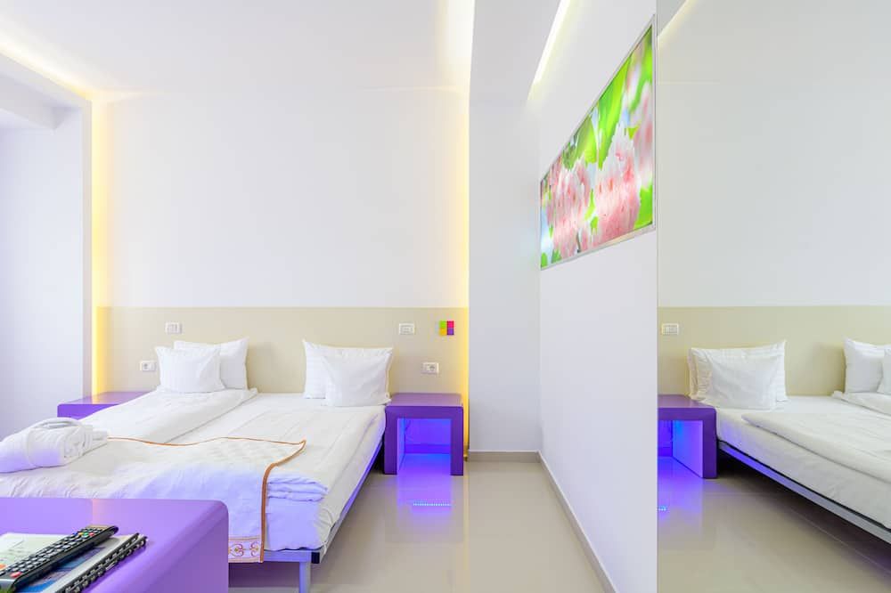 هوتل كريستينا بلاس