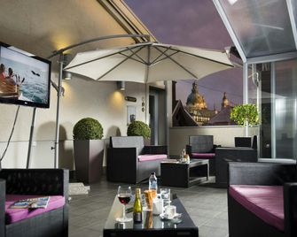 Opera Garden Hotel & Apartments - Budapest - Restaurante