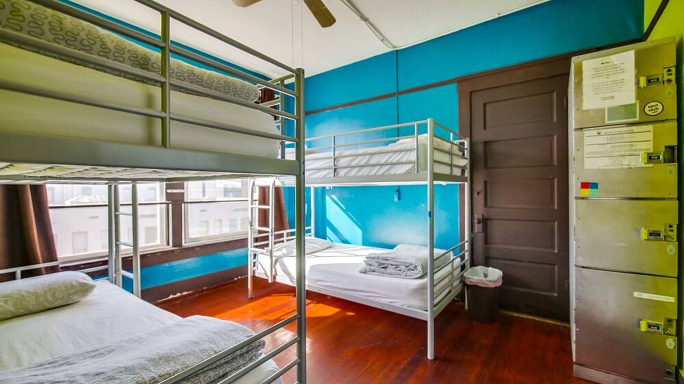 Lucky D's Youth and Traveler's Hostel