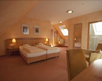 Businesshotel Heilbronn- Biberach - Heilbronn - Bedroom