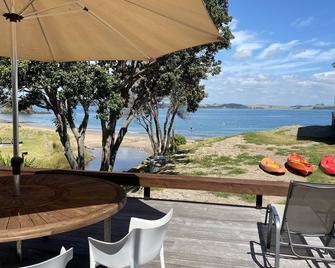 Bay of Islands Beachfront - Tapeka del Mar - Russell - Pátio