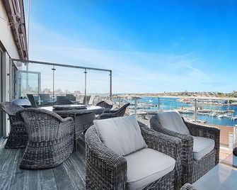 Hotell Kungshamn Suites - Kungshamn - Balkong