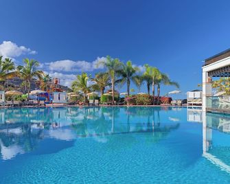 H10 Costa Adeje Palace - אדייחה - בריכה