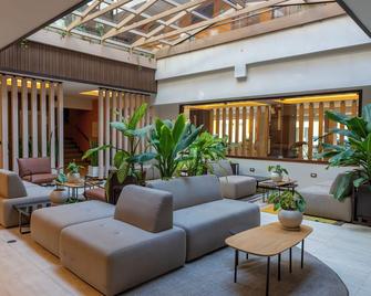 Victoria Regia Hotel - Iquitos - Lobby