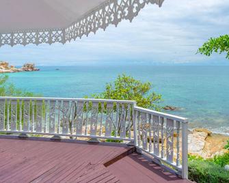 Nimmanoradee Resort - Ko Samet - Balcony