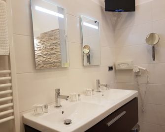 Hotel Apartment Rothensteiner - Vienna - Bagno