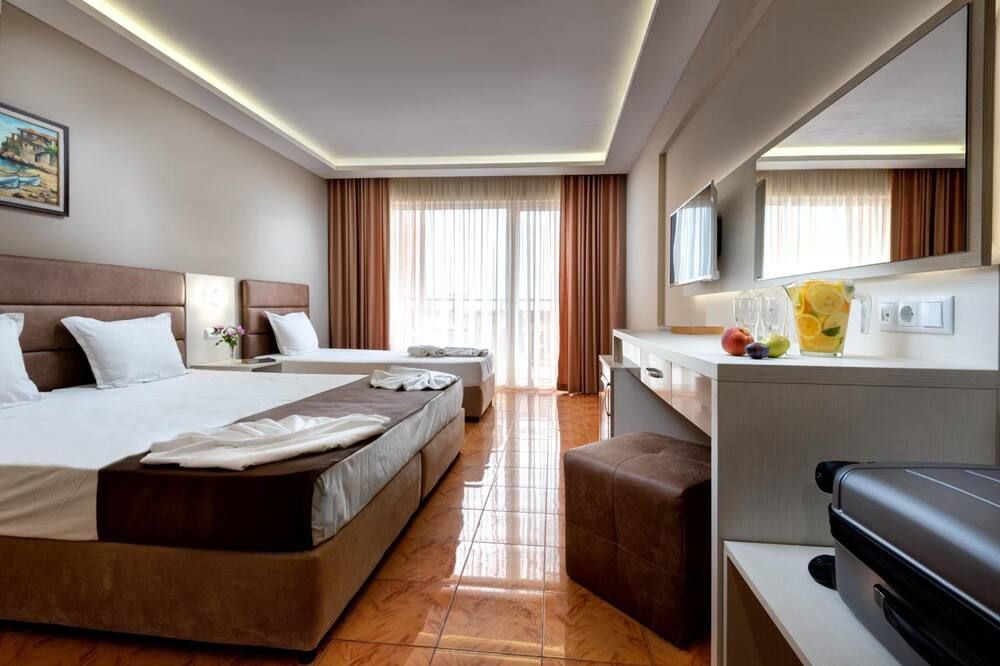 هوتل ساني - سوزوبول - غرفة نوم