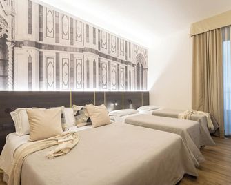 Hotel Mia Cara & Spa - Florens - Sovrum