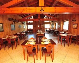 Locanda Lac Place Moulin - Bionaz - Restaurante