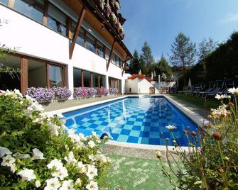 Hotel Montana - Arzl im Pitztal - Piscina