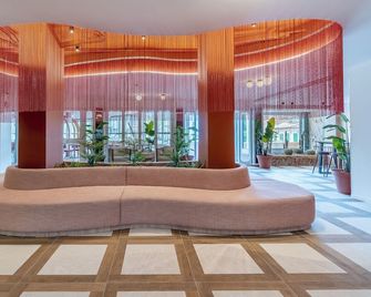 tent Arenal - Llucmajor - Lobby