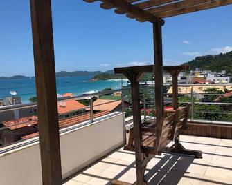 Pousada Villa Maciel - Bombinhas - Varanda