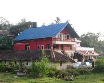 The Coorg Chalet A Family Homestay - Madikeri - Building