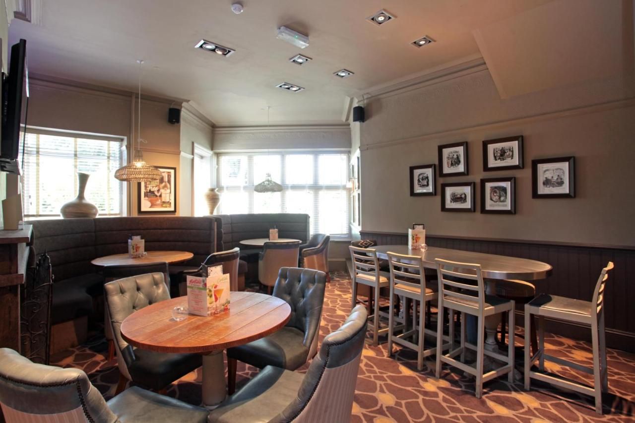 Bear Inn, Somerset by Marston's Inns thumbnail 3
